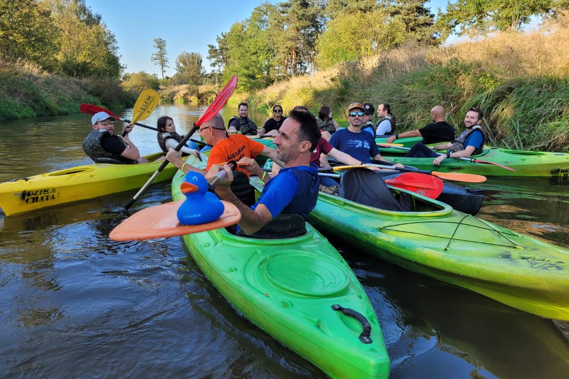 Pracownicy Comarch na integracyjnym spływie kajakowym