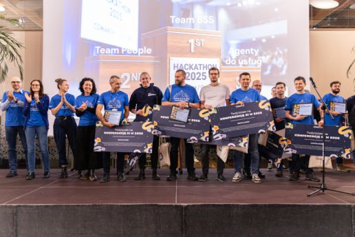 Comarch AI Hackathon 2025: Zwycięzcy i innowacyjne prototypy sztucznej inteligencji