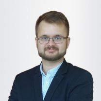 Dominik Szczechla - analityk w Comarch